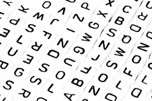 Weltweit können rund 758 Millionen Menschen nicht lesen und schreiben, in Österreich zählt man fast eine Millionen Menschen zu den funktionalen Analphabeten.