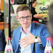„Es ist bereits kurz nach zwölf“
