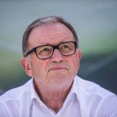 Zwischen Pakttreue und Volksabstimmung