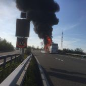 Doppelstöcker in Flammen