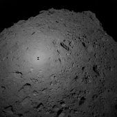 Mascot schickte erste Bilder vom Asteroiden Ryugu