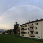 Staunen über einen Regenbogen in Levis