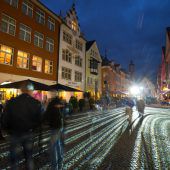 Heftig und beeindruckend: Feldkirch wurde gestern Abend zur „Lichtstadt“. »D6
