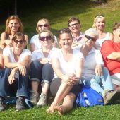 Damen mit Engagement