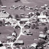 60 Jahre alte Fotos in der Drohnenperspektive zeigen Wandel im Land. »A6, 7