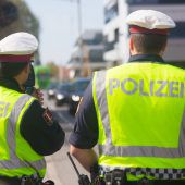 Flucht nach gefährlichem Überholmanöver
