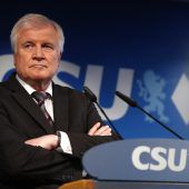 Seehofer geht, aber nicht ganz
