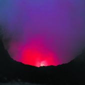 Dem Vulkan ins Auge blicken