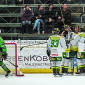 EHC kontrolliert im Derby die Wälder, Feldkirch pirscht sich heran