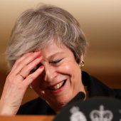May will Brexit-Deal durchziehen