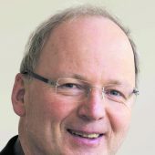 Mit erhobenem Haupt