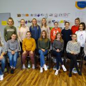 17 neue Babysitterinnen