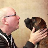 Auch Hunde kopieren sinnlose Aktionen
