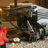 Böses Ende einer Busreise: Eine Tote, 44 Verletzte