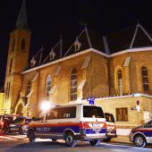 Nach brutalem Kirchenüberfall in Wien Täter weiter auf der Flucht