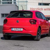 Lustvoll knackig-kraftvoller Push-up-Polo