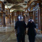 Lichtkunst für die Stiftsbibliothek. »D4