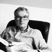 Uwe Kossack stellt Bücher im Theater am Saumarkt vor