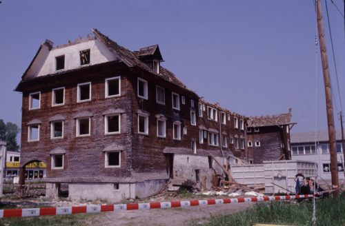 Der "Lange Trog" fiel 1998 der Spitzhacke zum Opfer.