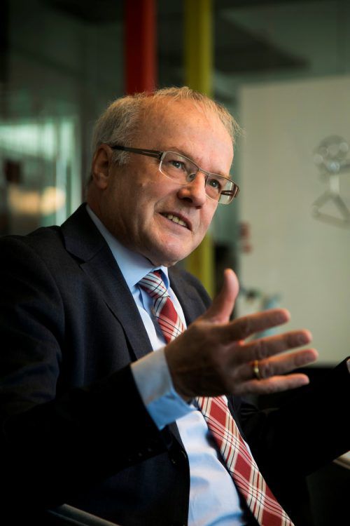 Psychiater Reinhard Haller über die herausfordernde Zeit. VN/Paulitsch