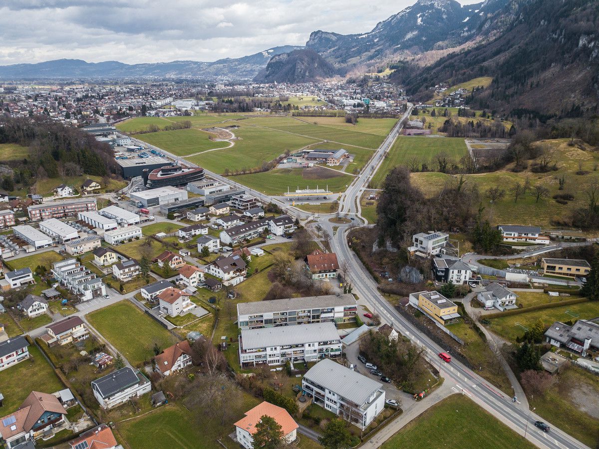 Auf der L 190 in Götzis kommt es zu temporären Verkehrssperren.vn/steurer