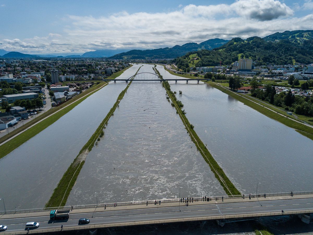 Foto vom Rhein im August 2023: Am Donnerstag geht es um Folgen des Klimawandels.VN/Steurer