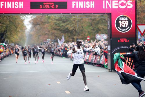 Hat er einen Wettbewerbsvorteil mit dem neuen Schuh? Eliud Kipchoge. reuters
