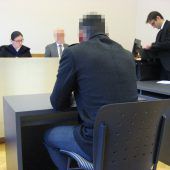 Brutale Schlägerei vor Fahrschule