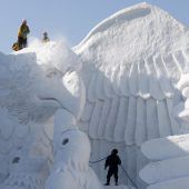 Warmer Winter macht Schneefestival in Japan zu schaffen
