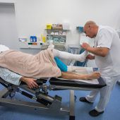 Knochen brechen, Bänder reißen