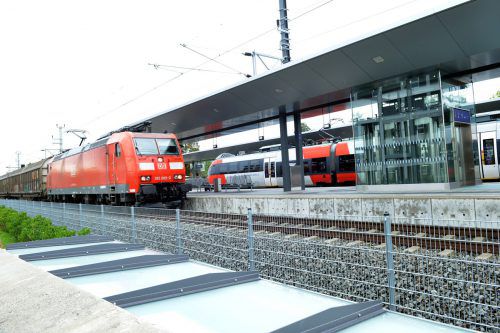 Für die Landesregierung bleibt der kontinuierliche Ausbau des öffentlichen Verkehrs ein Investitionsschwerpunkt.    VLK