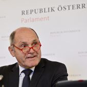 Fraktionsvertreter fixiert