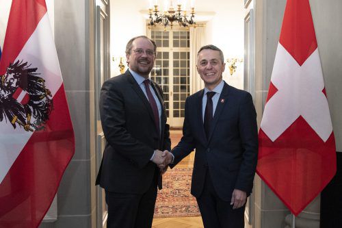 Schallenberg (r.) und sein Schweizer Amtskollege Cassis planen den Paarlauf. APA