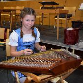 Zither und Hackbrett im Trend