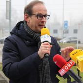 Lob aus der eigenen Feder?