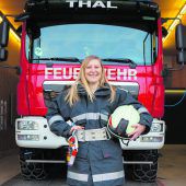 Für sie gehen die Männer durchs Feuer