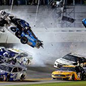 Horror-Crash bei Daytona 500