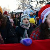 Greta Thunberg demonstriert mit indigenen Aktivisten