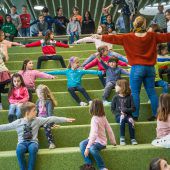 Schuljahr soll doch noch in den Schulen enden