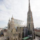 Kein Friedensgruß durch Händedruck und keine großen Gottesdienste