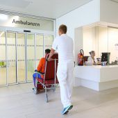 Schlagabtausch um Ambulanzen