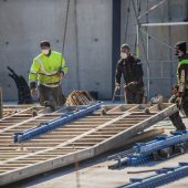 Auf Vorarlbergs Baustellen beginnt wieder die Arbeit mit verschärften Regeln. »A4