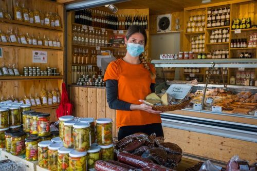 Ab kommender Woche kann nicht nur am Stand vor dem Baywa in Lauterach wieder eingekauft werden. VN/Paulitsch