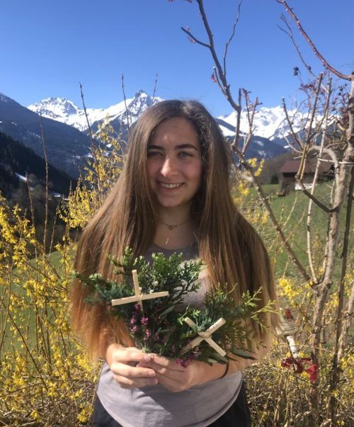Amrei Mattle organisierte mit der Landjugend Montafon einen Zustellservice für Palmbuschen. str