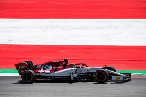 Bild aus dem Training des Vorjahres in Spielberg mit dem Italiener Antonio Giovinazzi in seinem Alfa Romeo. afp