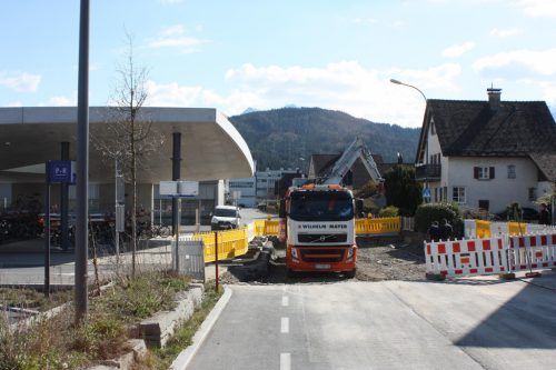 Bis vorraussichtlich Mitte Juni sollen die Arbeiten beendet sein.  VN/Knobel