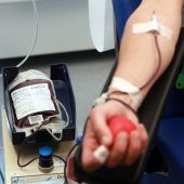 Erste Blutplasma-Therapie