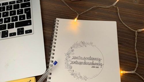 Der Erlös wird dem Roten Kreuz gespendet.