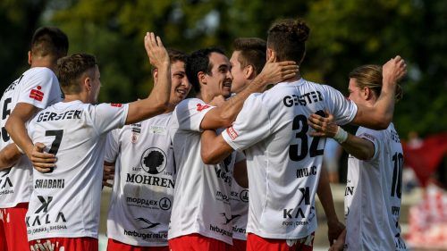 Der FC Dornbirn tritt symbolisch gegen COVID-19 und spendet die Einnahmen. gepa