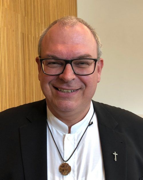 Der Gottesdienst mit Generalvikar Hubert Lenz wird aus dem Dom übertragen.